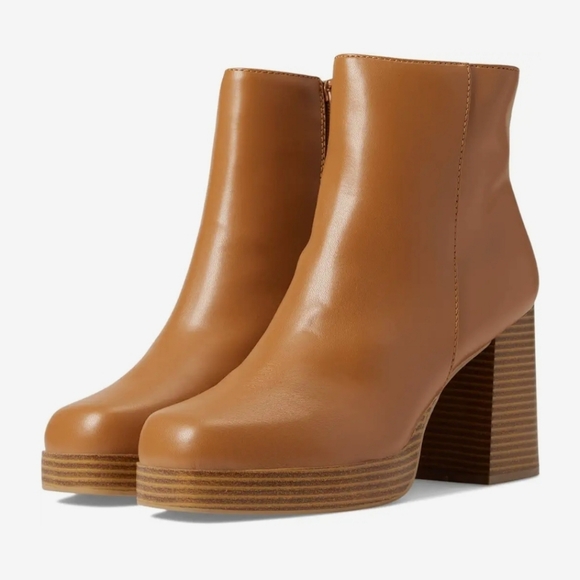 Sugar Shoes - Sugar warrant womens zipper booties Tan sz 7.5 new in box